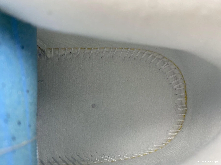 - Canvas Retro (W) 4 DQ4909-100 Jordan Blank 0413